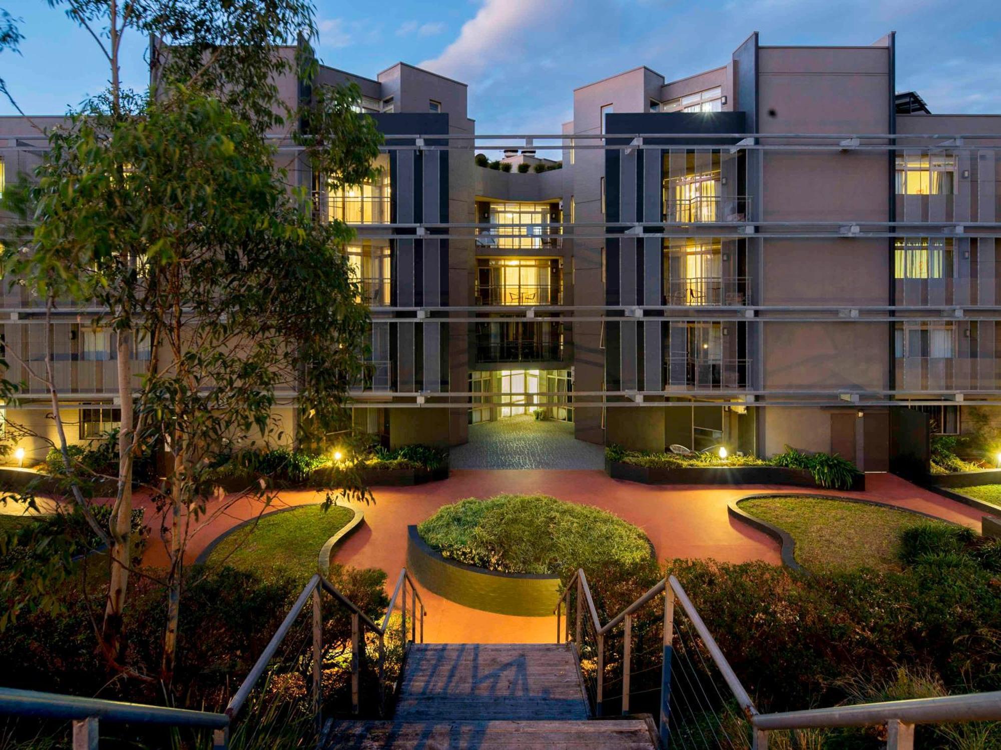 Mantra Castle Hill Sydney, An Accor Hotel Экстерьер фото